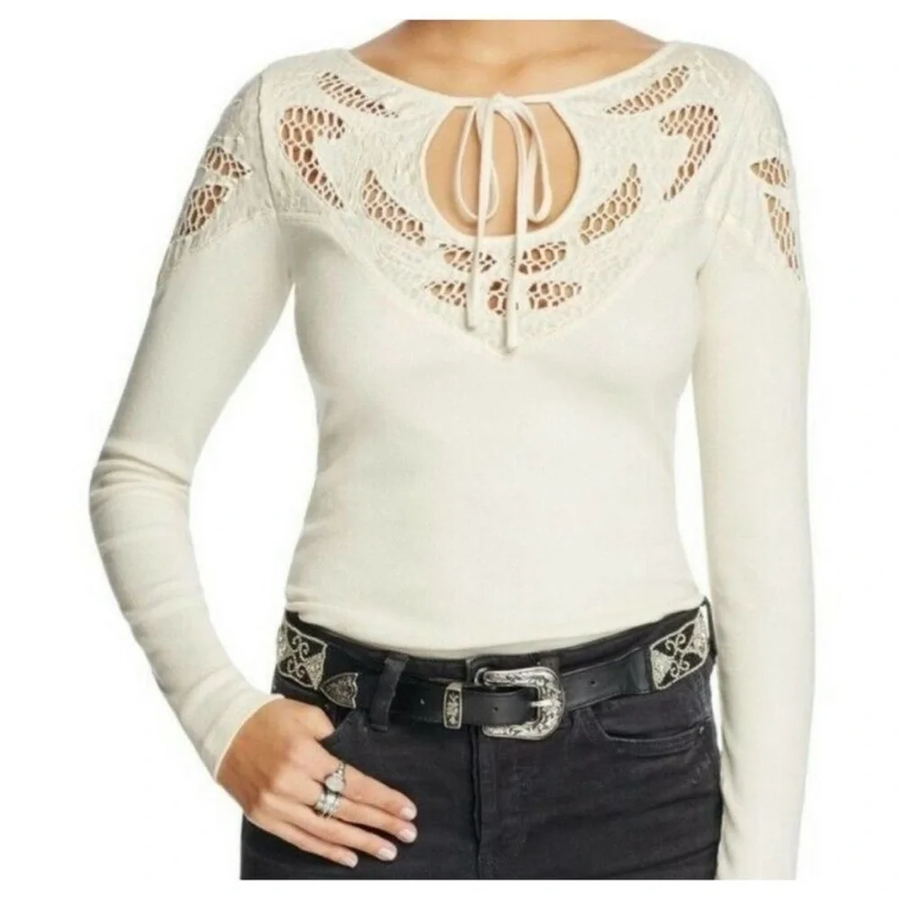 Free People With Love Detail Embroidered Top Sz M